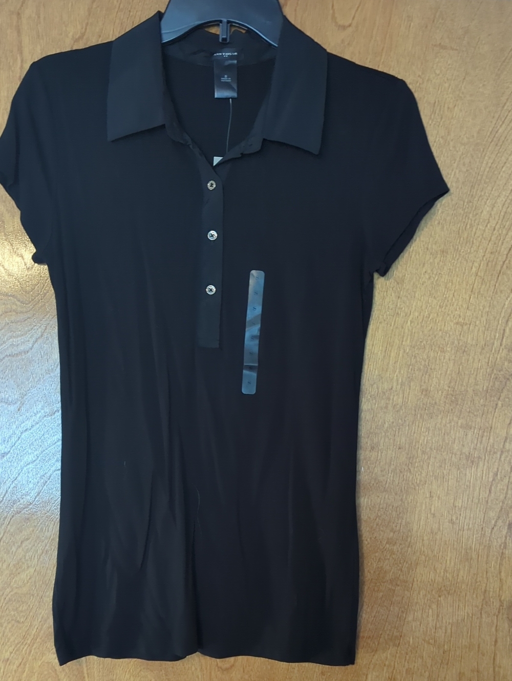 Ann Taylor Black Short-Sleeve Button-Down Top